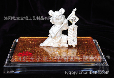 工厂直营定制，尽显威仪——洛阳乾宝金银工艺精制银虎生肖摆件